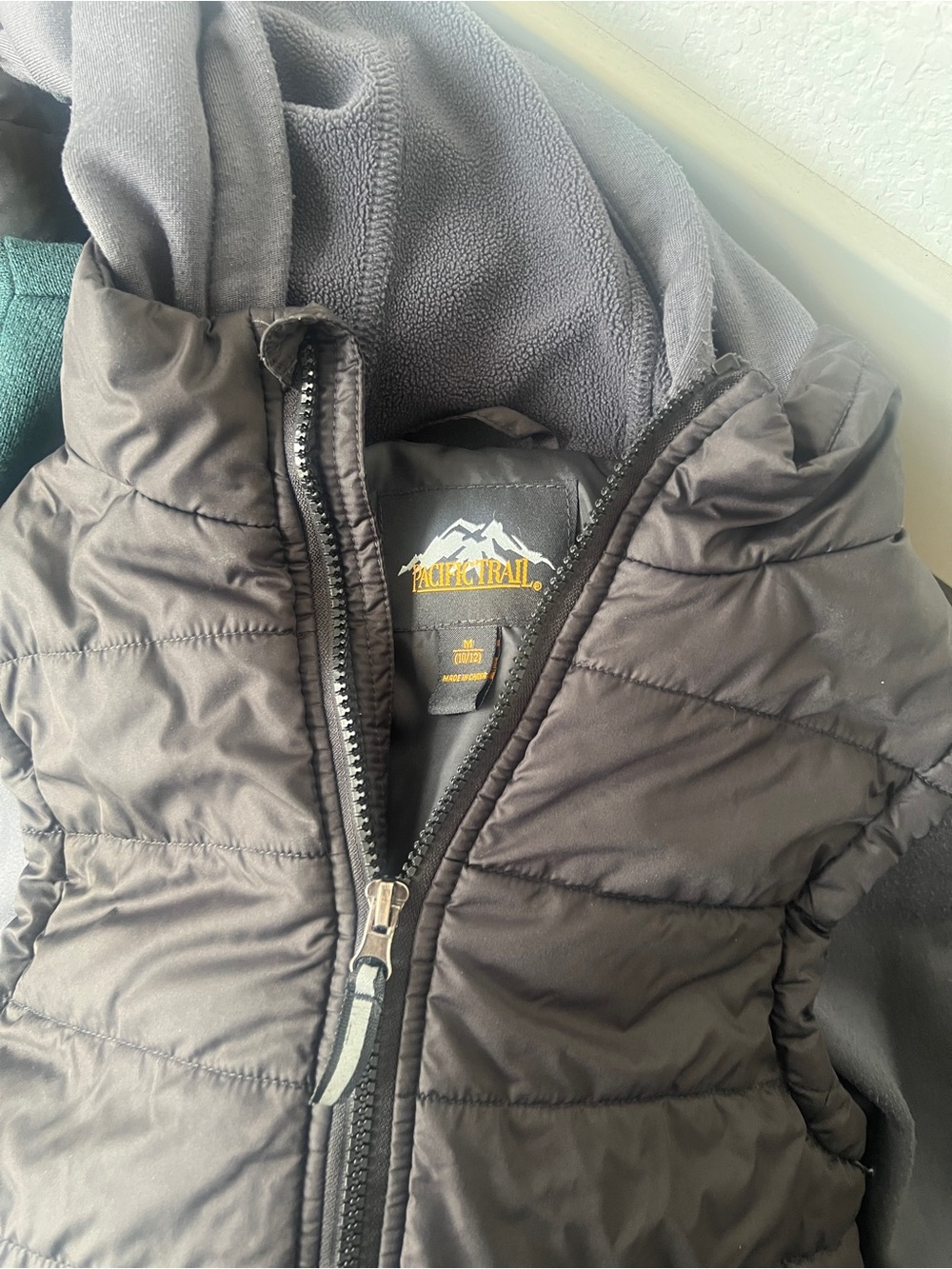 Pacific Trail Kids M 10/12 Black Quilted Puffer Jacket with Hood